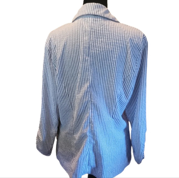 Maurices grey/White Striped blaser. NWOT - Picture 2 of 10
